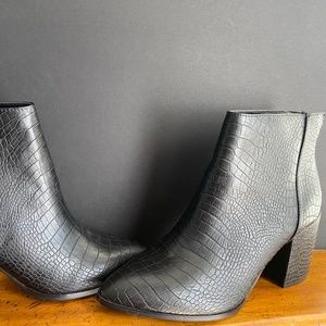 Steve Madden Booties